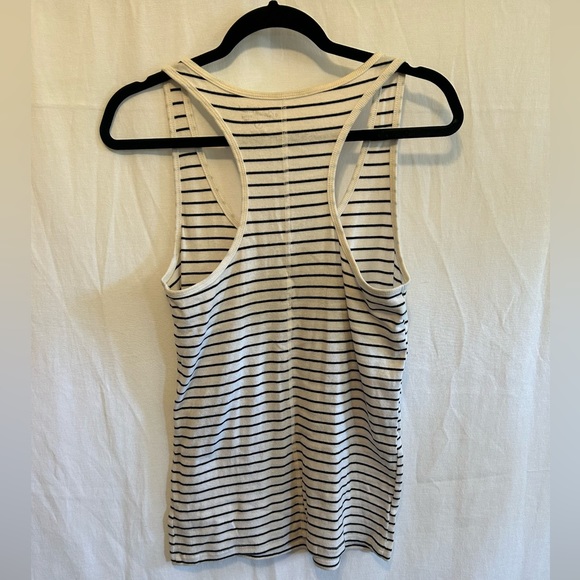 Universal Thread Razorback Tank Top - Picture 2 of 3